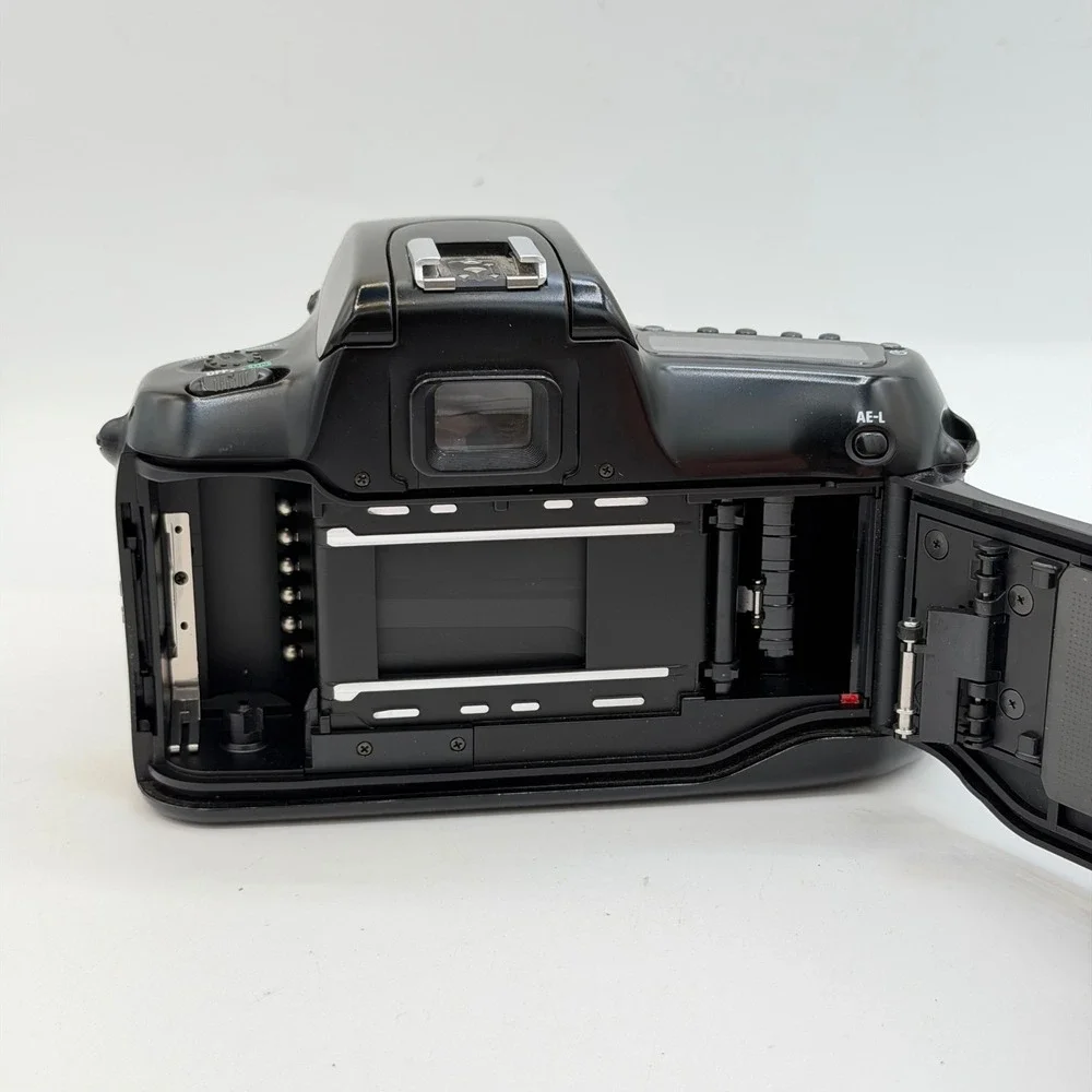 Nikon F50 35mm SLR Film Camera with AF Nikkor 35-80mm f/4-5.6D Lens Black